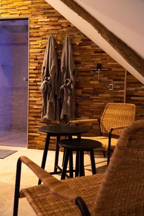 L'Evasion-Spa-Hammam-Sauna Illimite - 2 A 4 Pers Saint-Cyr-sur-Loire Exterior foto